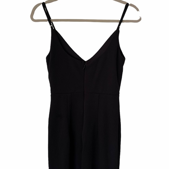 THRU Lulu’s Black Evening Gown - Picture 3 of 7